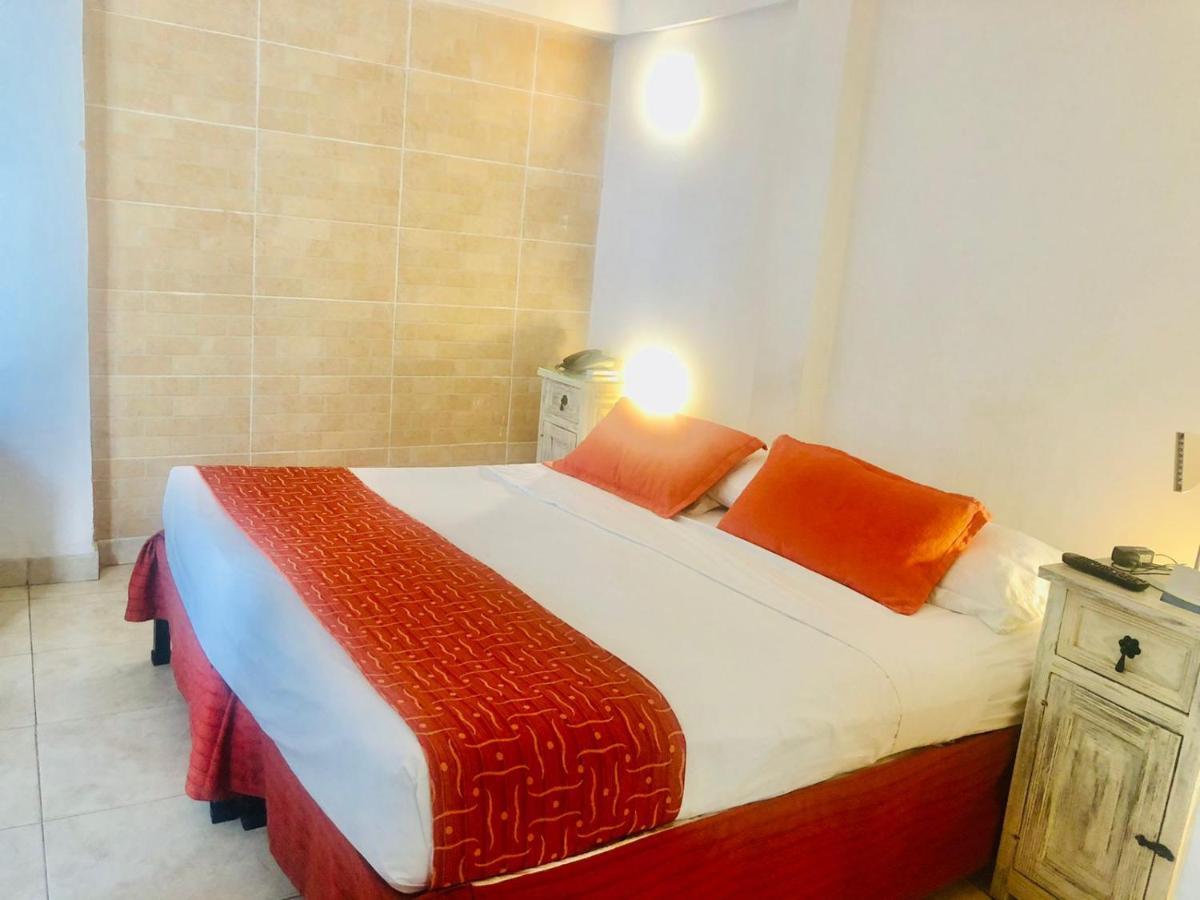 Antigua Calle Almudena Hotel Cartagena Eksteriør billede