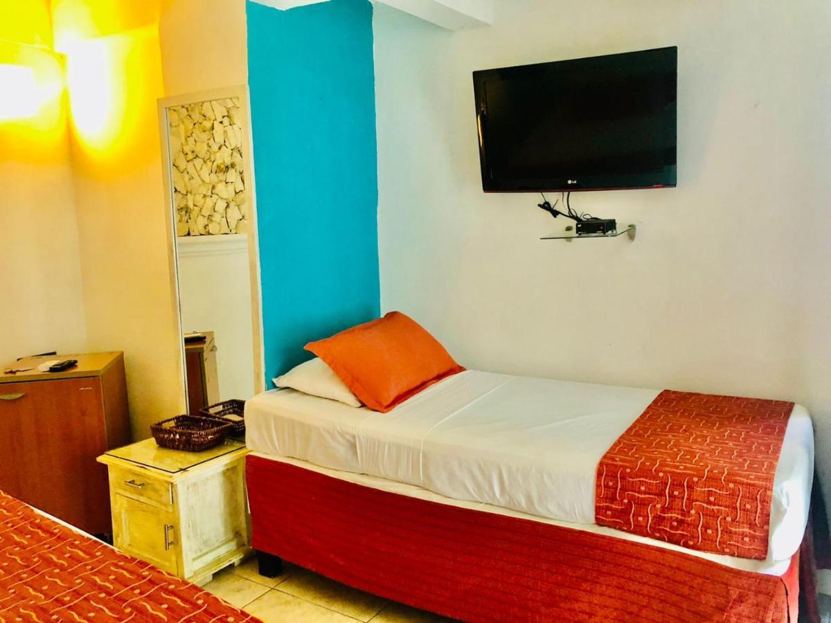 Antigua Calle Almudena Hotel Cartagena Eksteriør billede